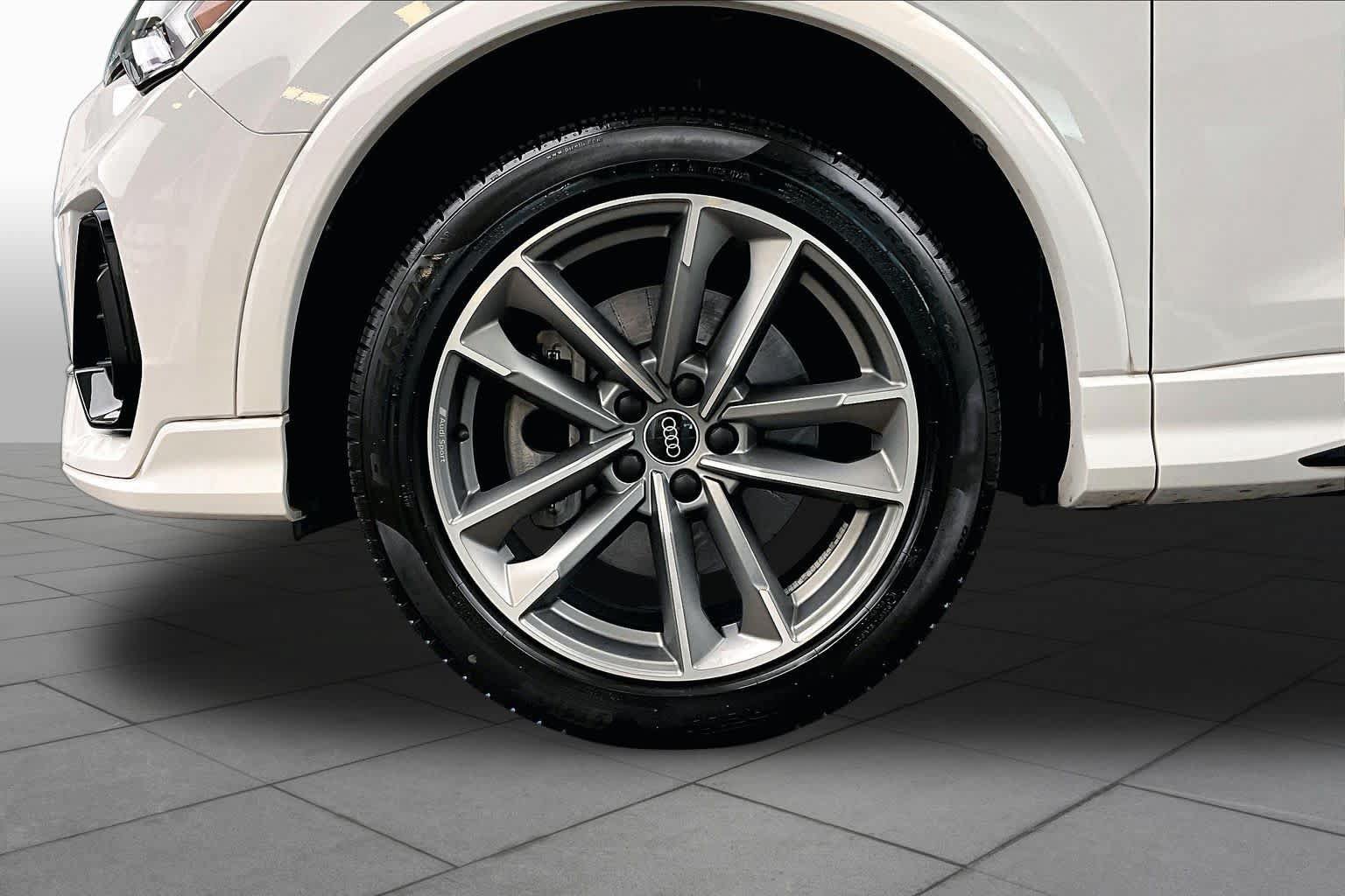 Certified 2023 Audi Q3 2.0T Premium AWD/4WD image 11