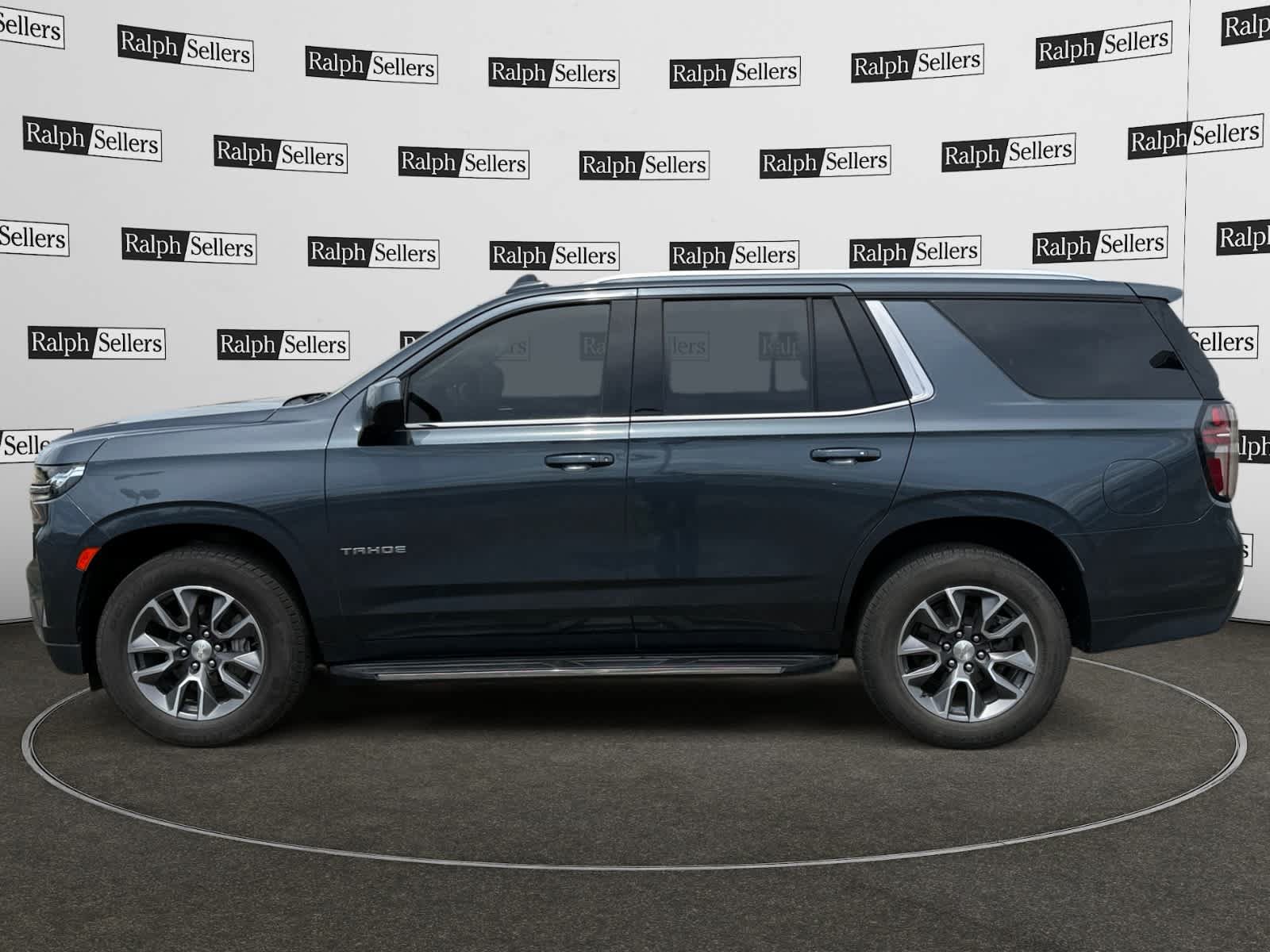 Used 2021 Chevrolet Tahoe LT w/ Rear Media and Nav Package RWD image 3