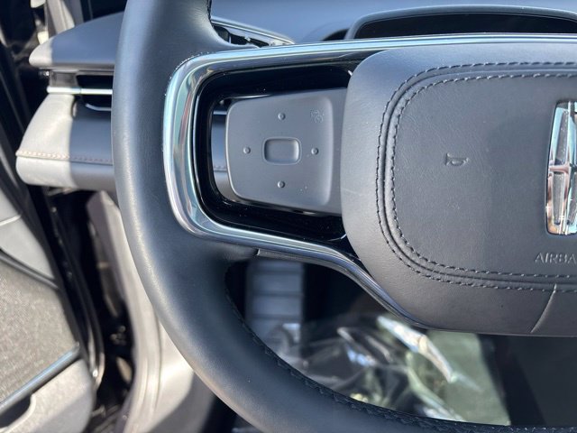 New 2026 Lincoln Nautilus Reserve w/ Jet Appearance Package AWD/4WD image 16