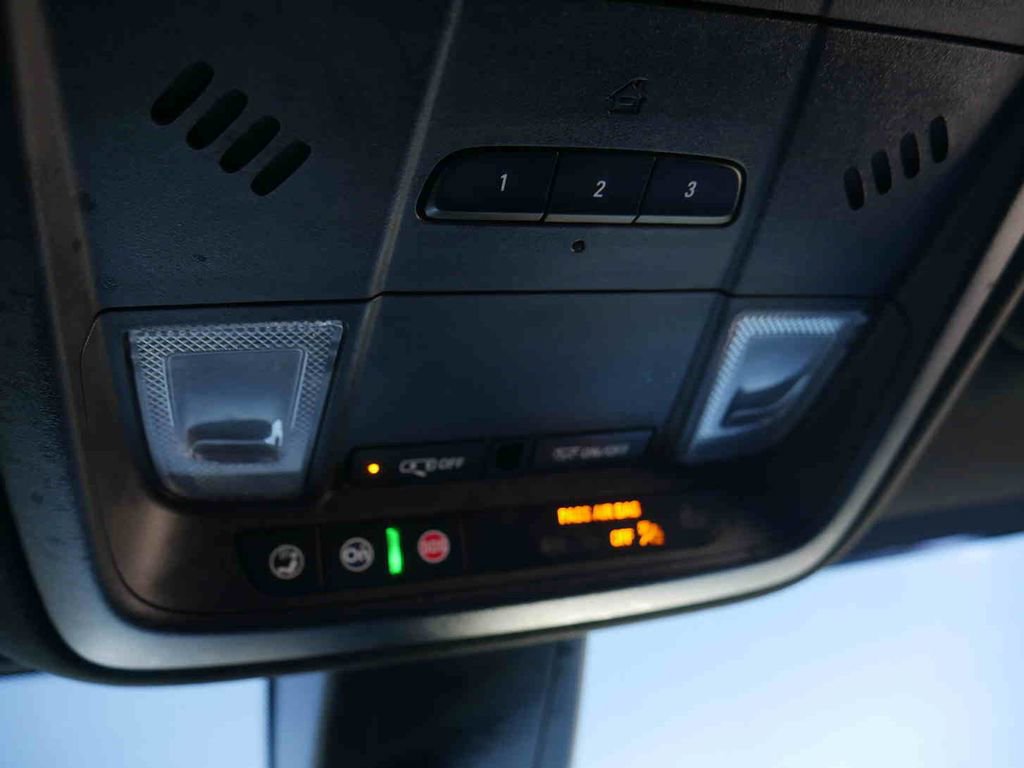 Used 2021 Cadillac XT5 Luxury image 36