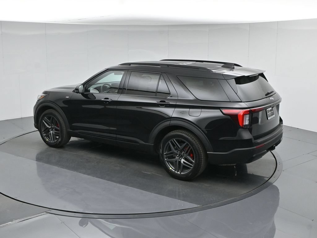 New 2026 Ford Explorer ST-Line w/ ST-Line Street Pack RWD image 42