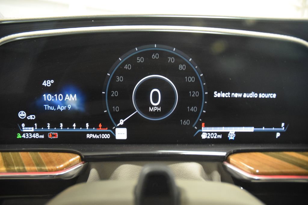 Used 2024 Cadillac Escalade ESV Sport Platinum w/ LPO, ONYX Package AWD/4WD image 54