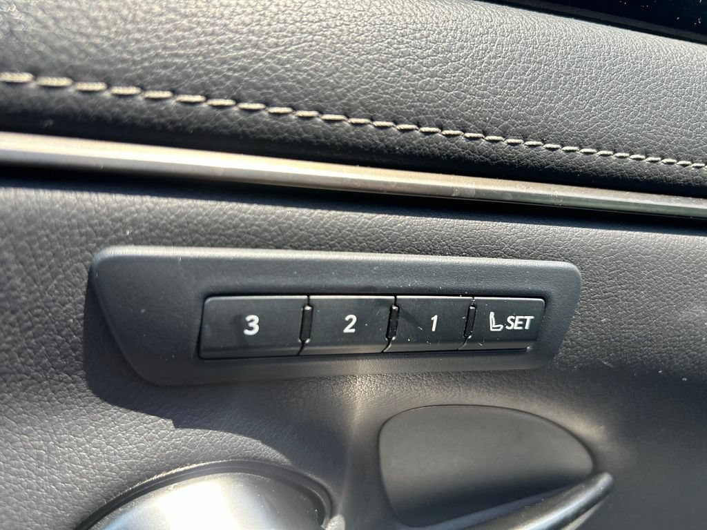 Used 2021 Lexus ES 250 w/ Premium Package AWD/4WD image 17