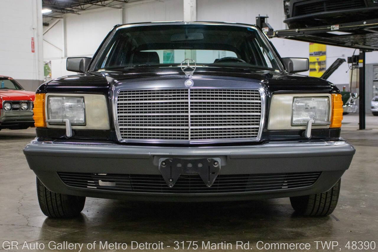 Used 1989 Mercedes-Benz 560 SEL image 12