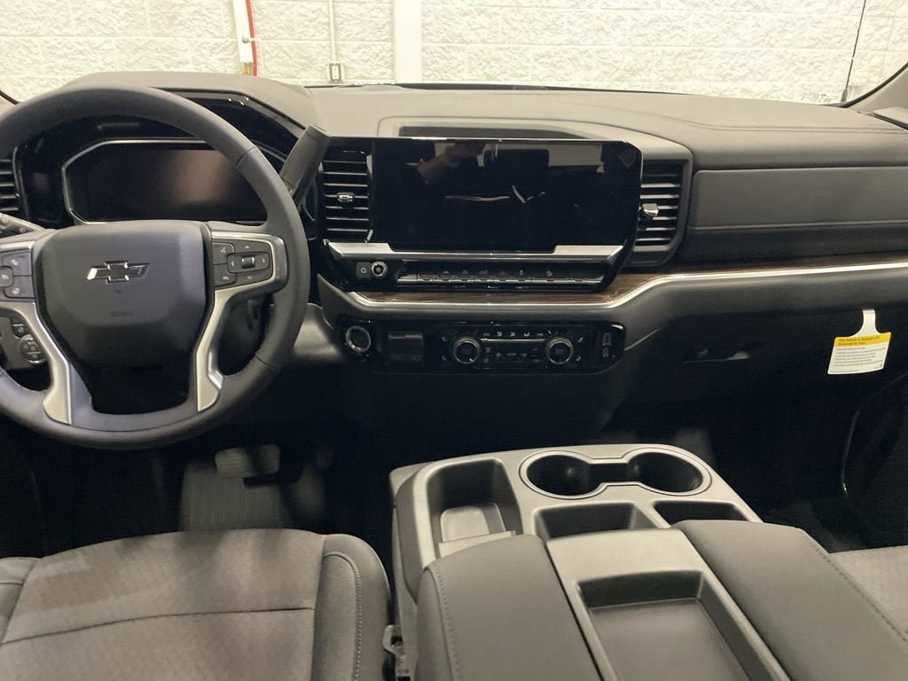 New 2026 Chevrolet Silverado 1500 RST AWD/4WD image 12