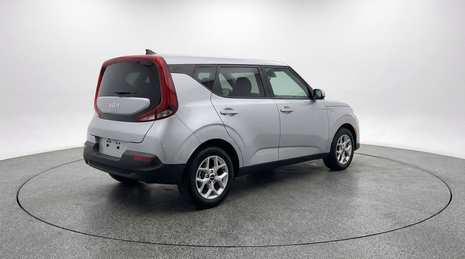 Used 2025 Kia Soul LX w/ LX Technology Package FWD image 9