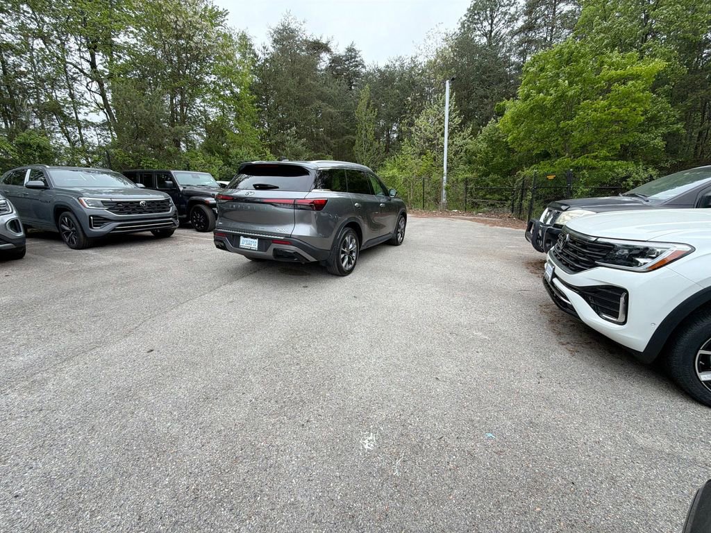 Used 2023 INFINITI QX60 Luxe w/ Cargo Package AWD/4WD image 8