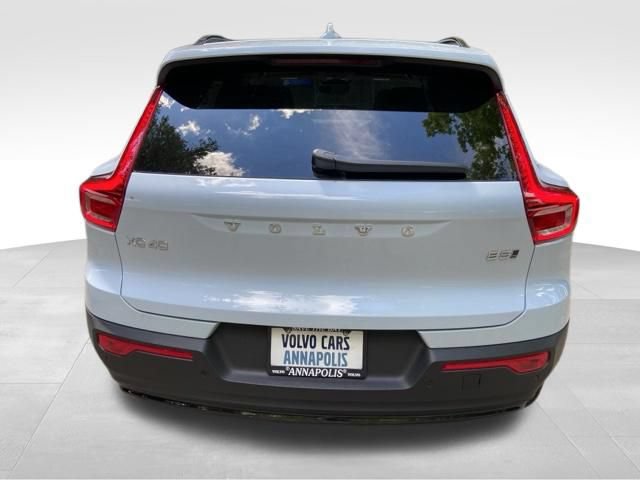 New 2026 Volvo XC40 B5 Ultra w/ Climate Package AWD/4WD image 6