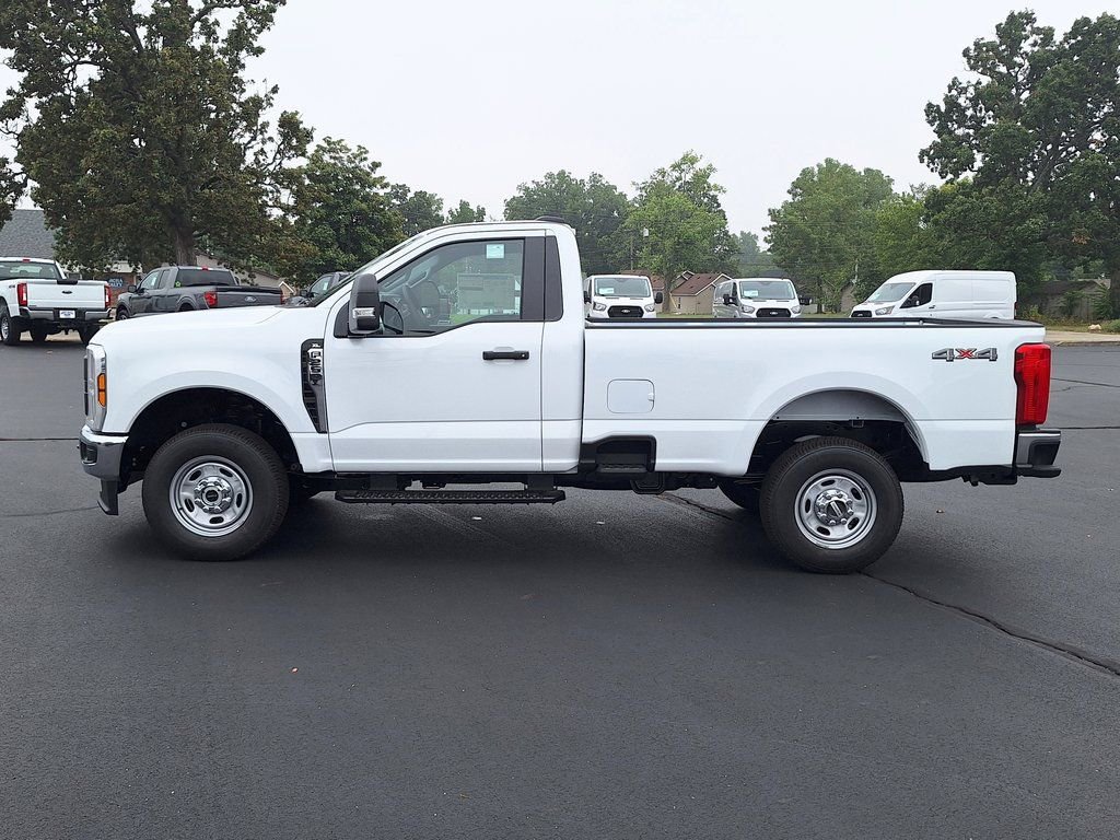 New 2026 Ford F250 XL w/ XL Chrome Package image 23