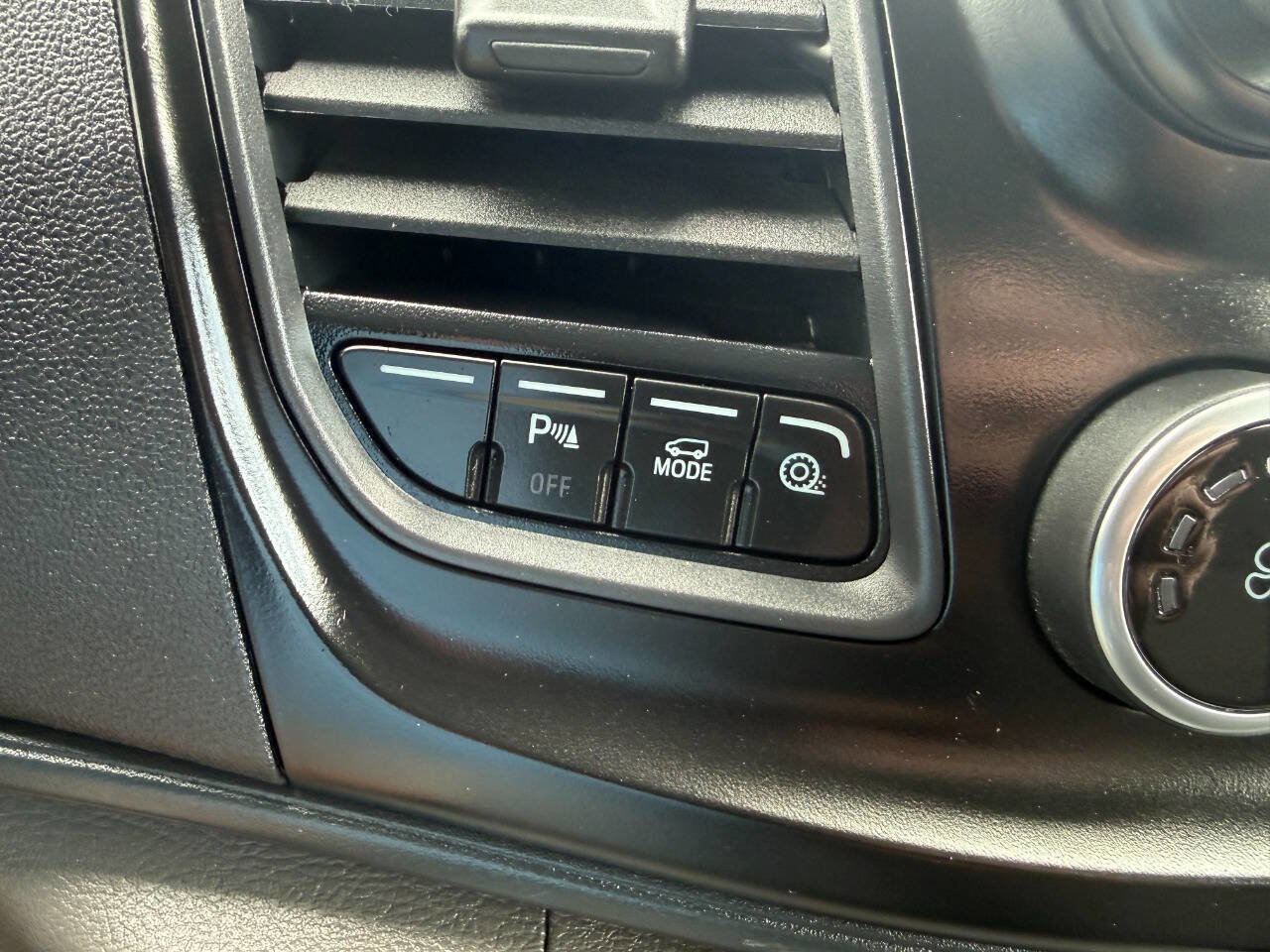 Used 2025 Ford Transit 250 250 AWD 3dr LWB Medium Roof Ca image 40