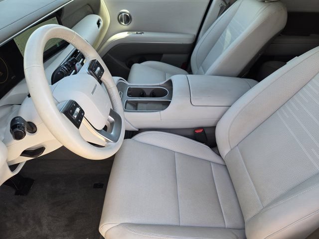 Certified 2026 Hyundai Palisade Limited FWD image 12