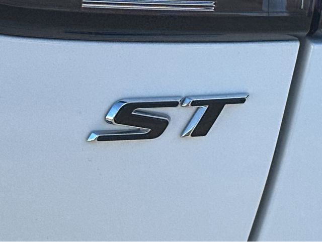 Certified 2022 Buick Envision Essence w/ Technology Package II image 13