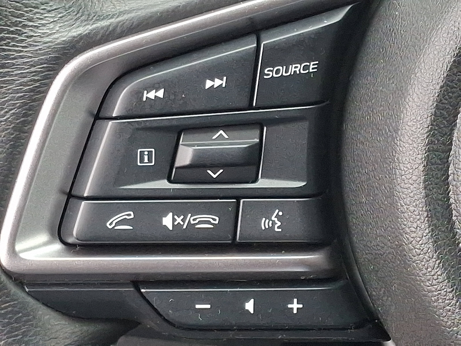 Certified 2023 Subaru Ascent Premium w/ Convenience Package image 23