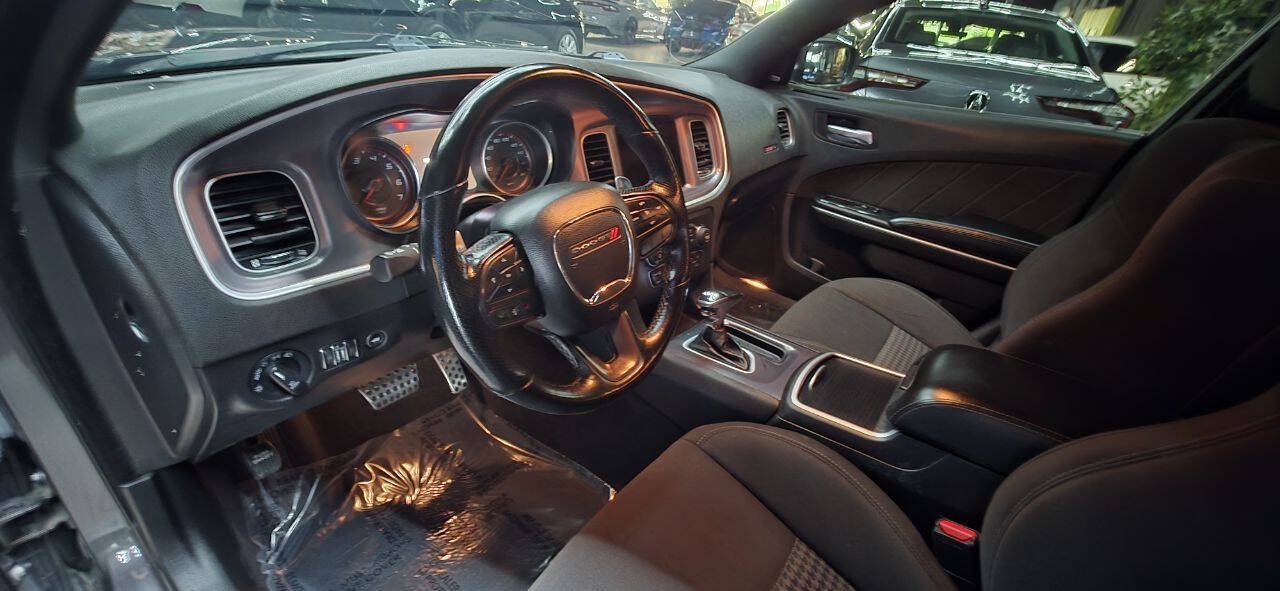 Used 2021 Dodge Charger Scat Pack w/ Navigation & Travel Group RWD image 20