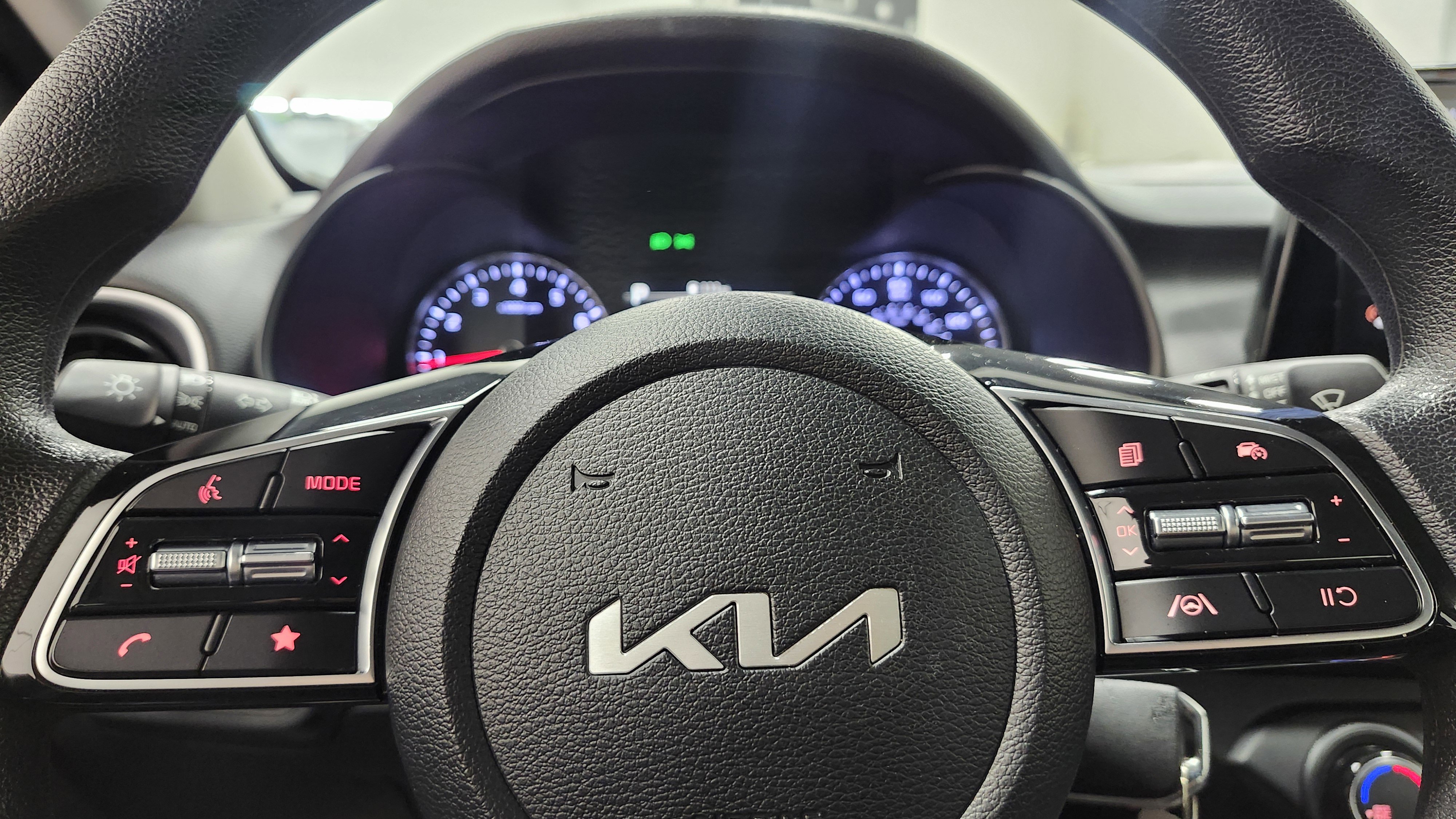 Used 2024 Kia Forte LXS image 22