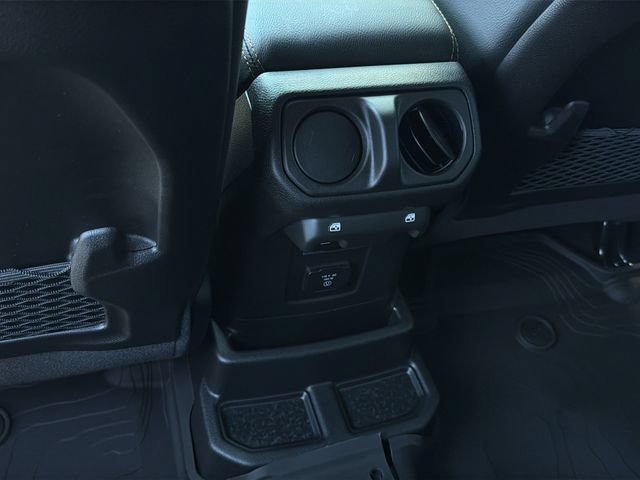 New 2026 Jeep Wrangler Unlimited Sahara AWD/4WD image 18