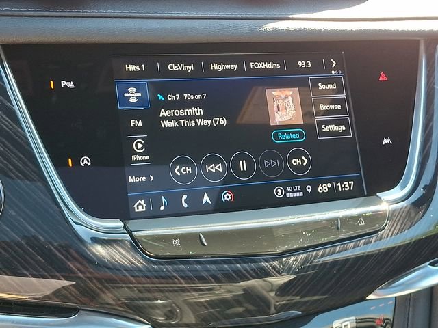 Used 2025 Cadillac XT6 Premium Luxury image 22