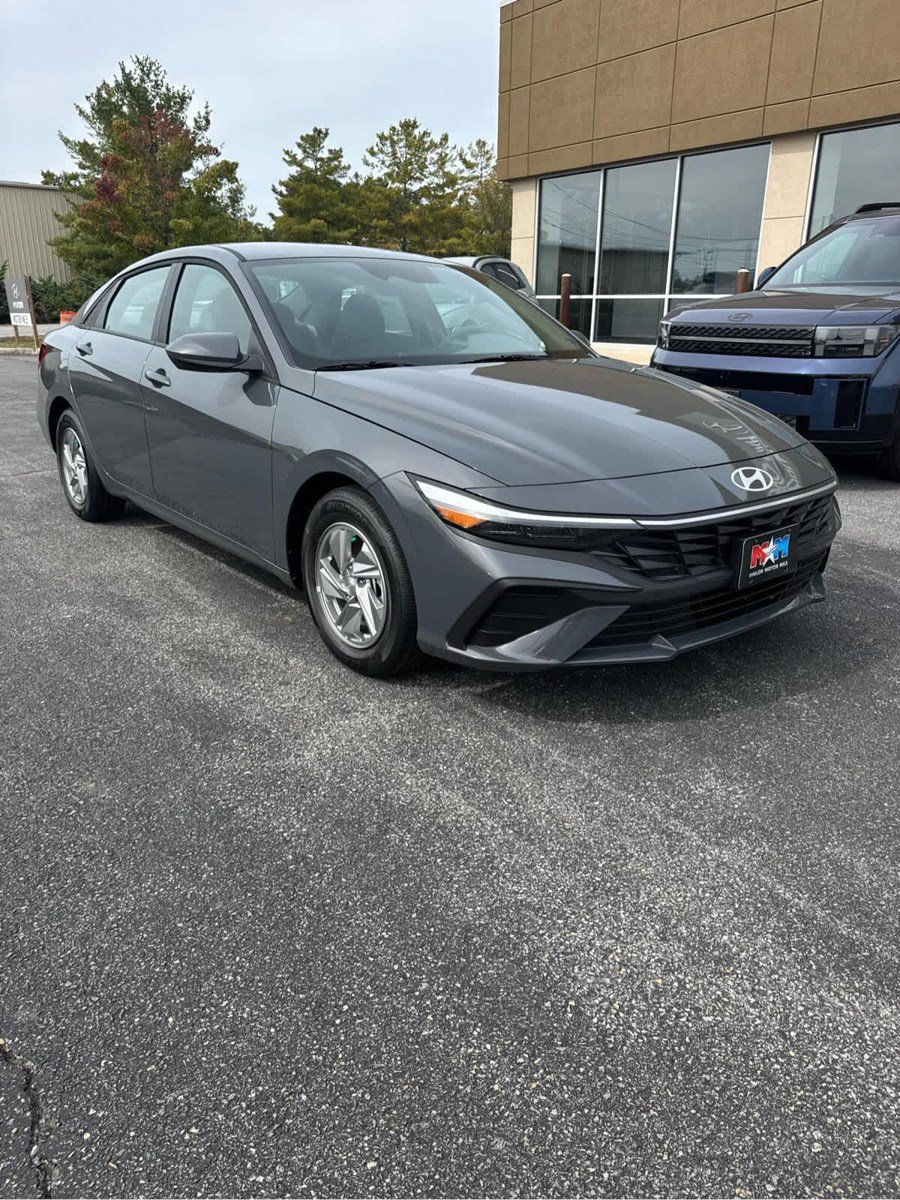New 2026 Hyundai Elantra SE FWD image 12