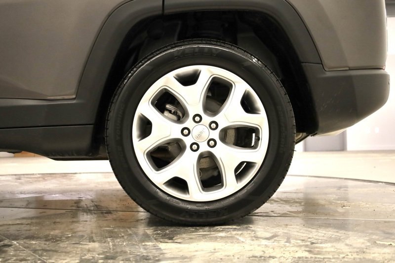 Used 2022 Jeep Compass Limited image 36