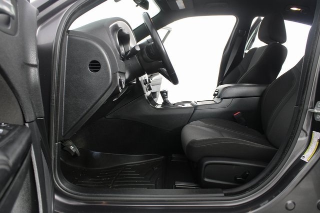 Used 2020 Dodge Charger SXT w/ Blacktop Package image 15