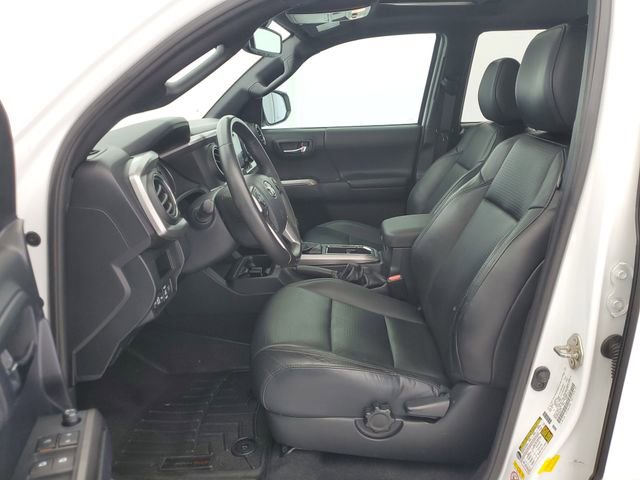 Used 2019 Toyota Tacoma Limited RWD image 16
