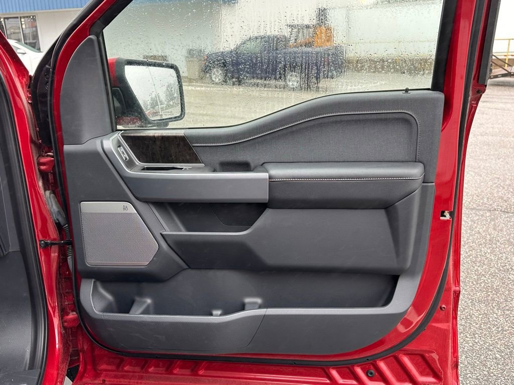 Used 2022 Ford F150 Lightning Lariat w/ Equipment Group 511A High image 23