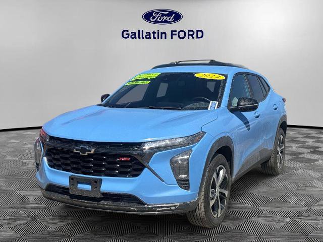 Used 2024 Chevrolet Trax RS w/ Driver Confidence Package FWD image 1