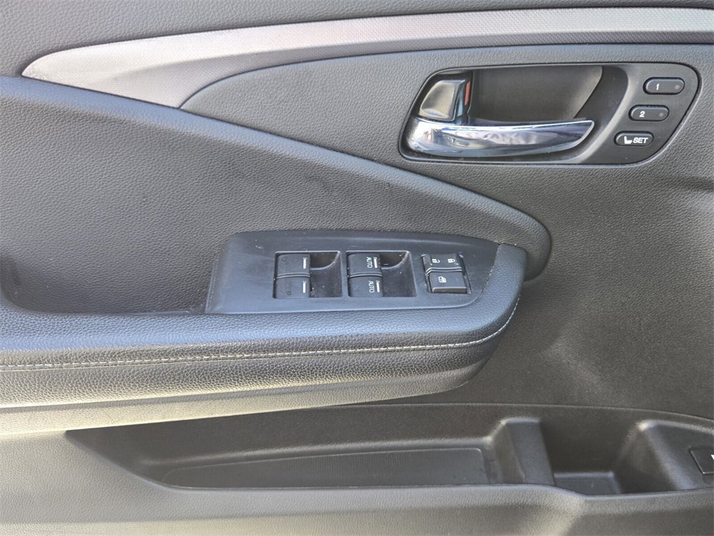 Certified 2022 Honda Ridgeline RTL image 25