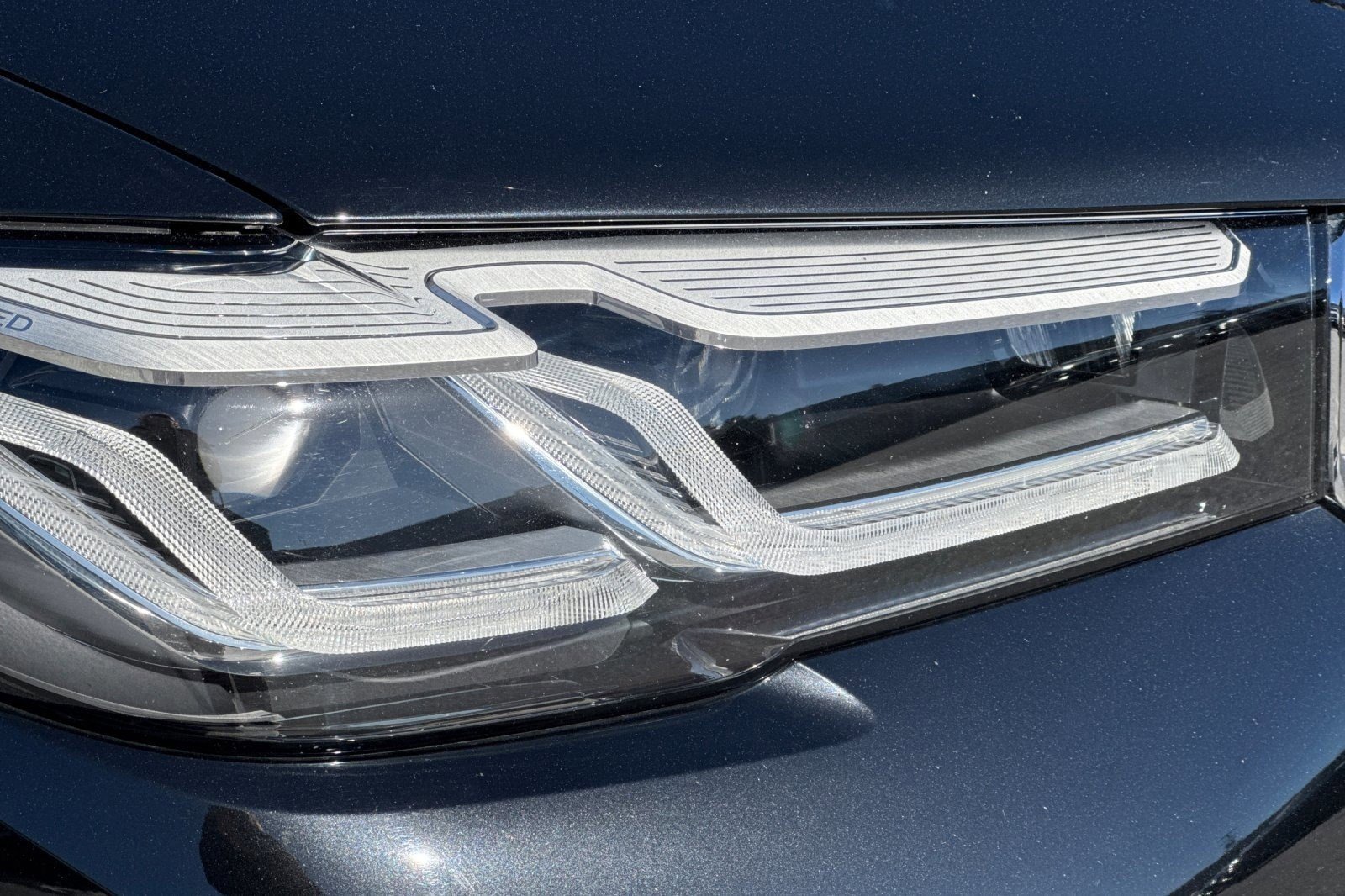 Used 2023 BMW 530e w/ Convenience Package image 10