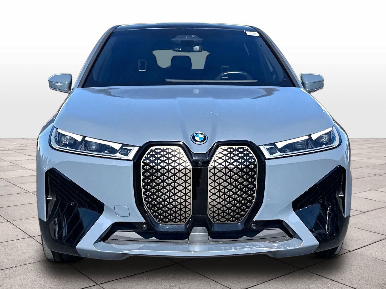 Used 2023 BMW iX M60 w/ Executive Package AWD/4WD image 2