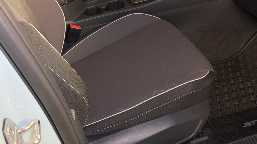 Certified 2026 Volkswagen Jetta Sport FWD image 9