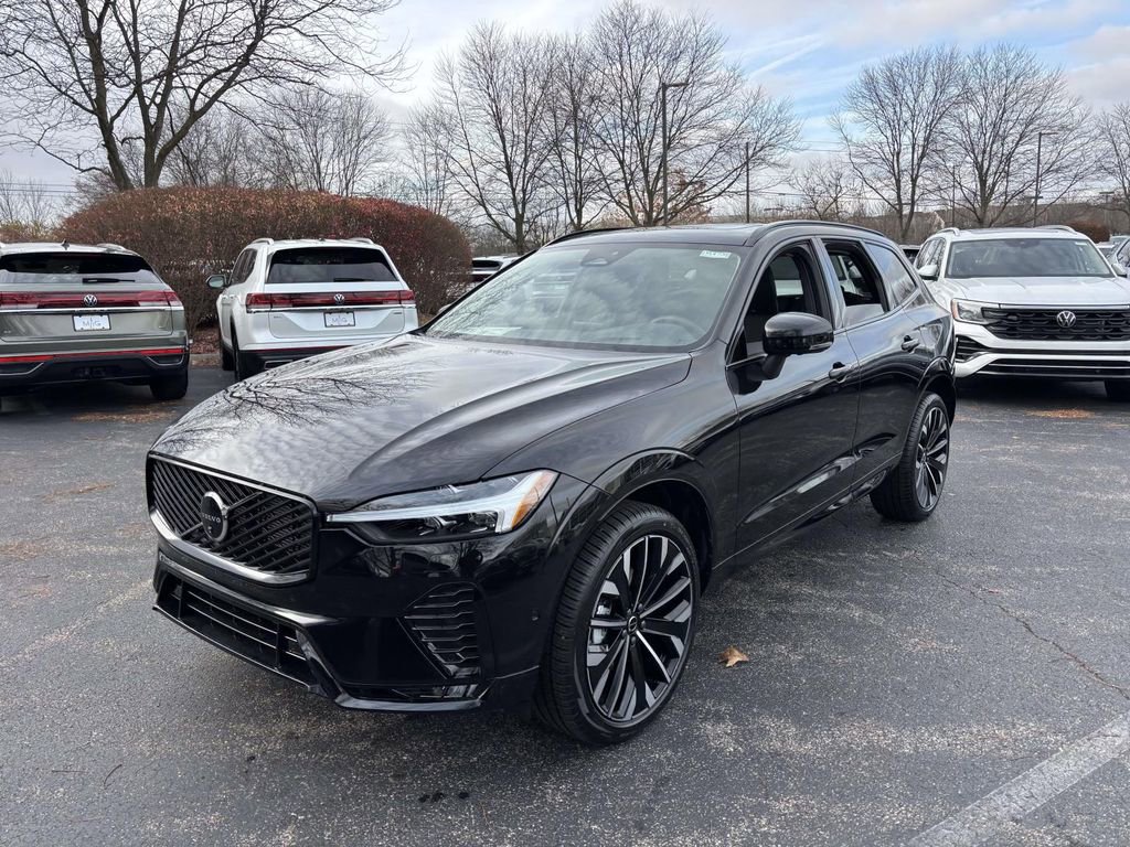 New 2026 Volvo XC60 B5 Ultra w/ Protection Package Premier image 3