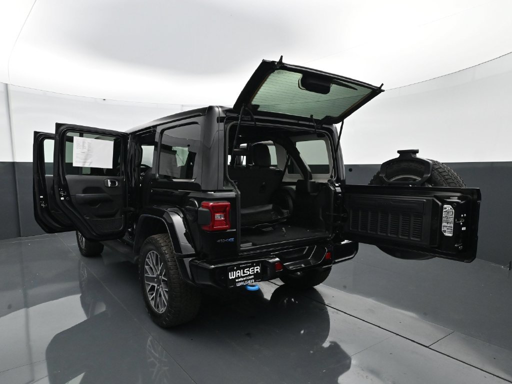 Used 2024 Jeep Wrangler High Altitude AWD/4WD image 34
