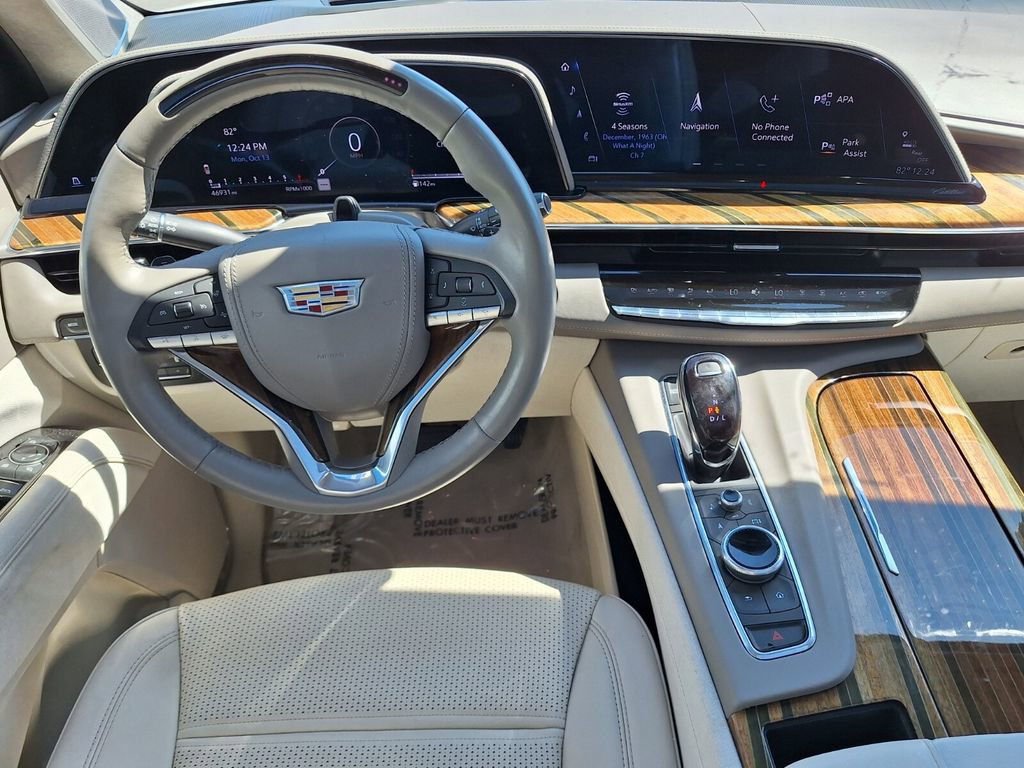 Certified 2023 Cadillac Escalade Premium Luxury Platinum w/ LPO, Radiant Package image 9