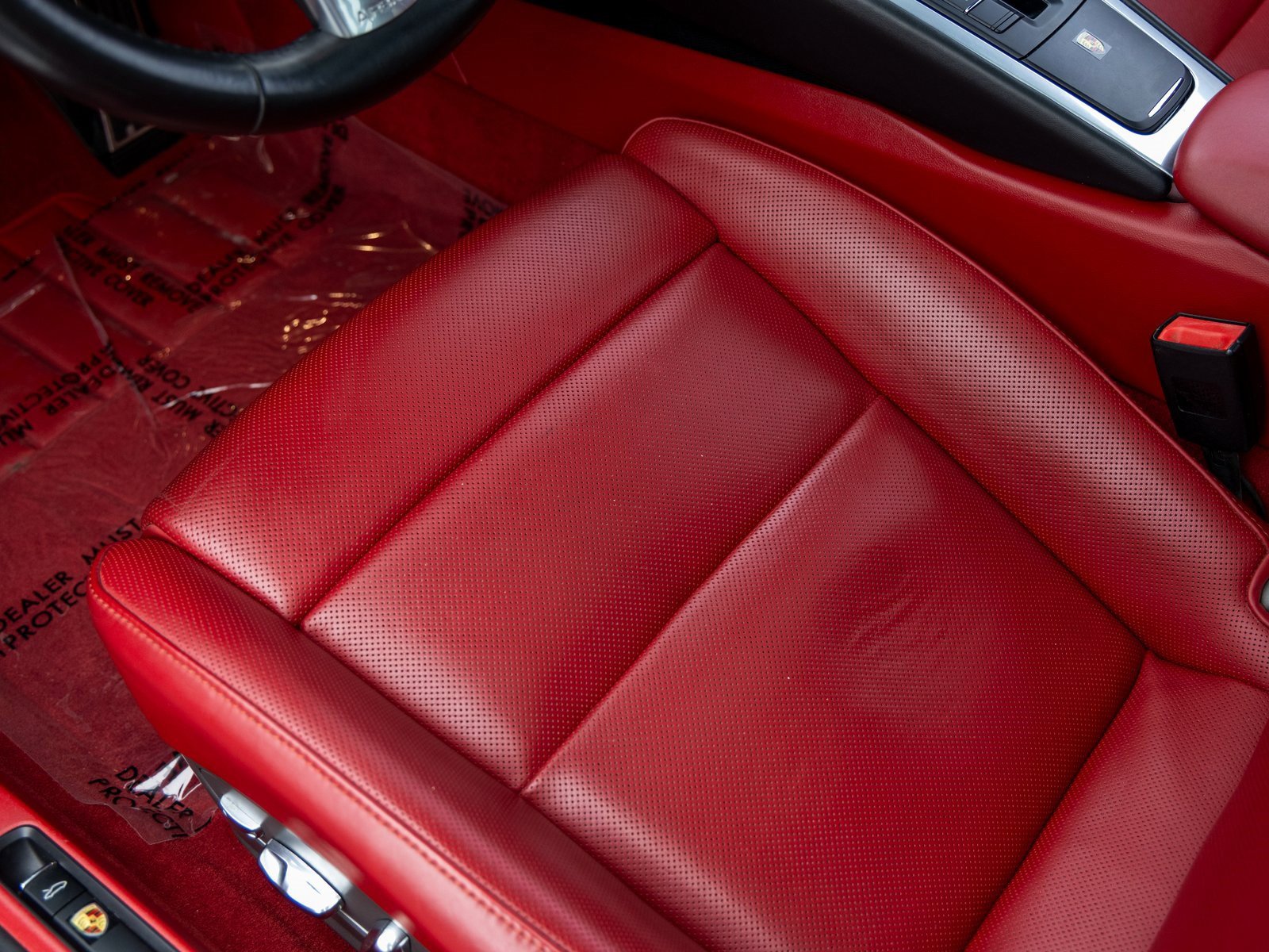 Used 2015 Porsche 911 Turbo image 28