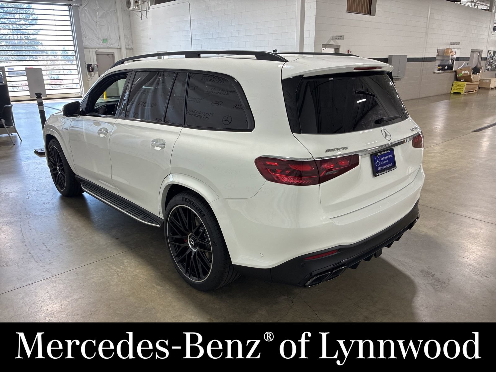 New 2026 Mercedes-Benz GLS 63 AMG 4MATIC image 7