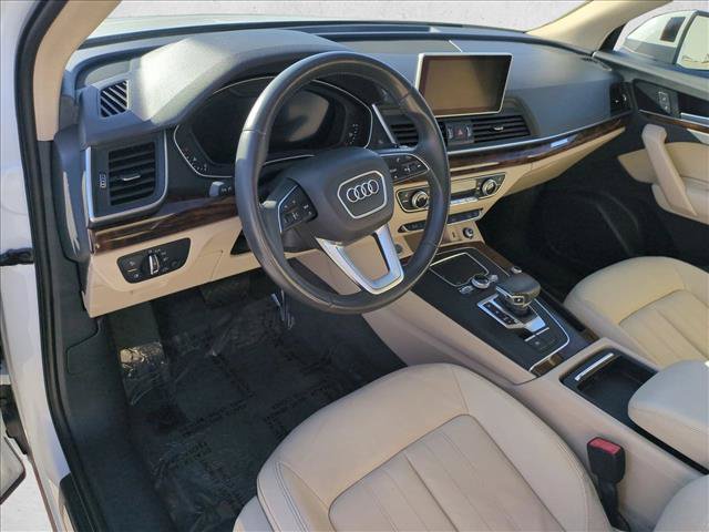 Used 2018 Audi Q5 2.0T Premium Plus w/ Premium Plus Package AWD/4WD image 10