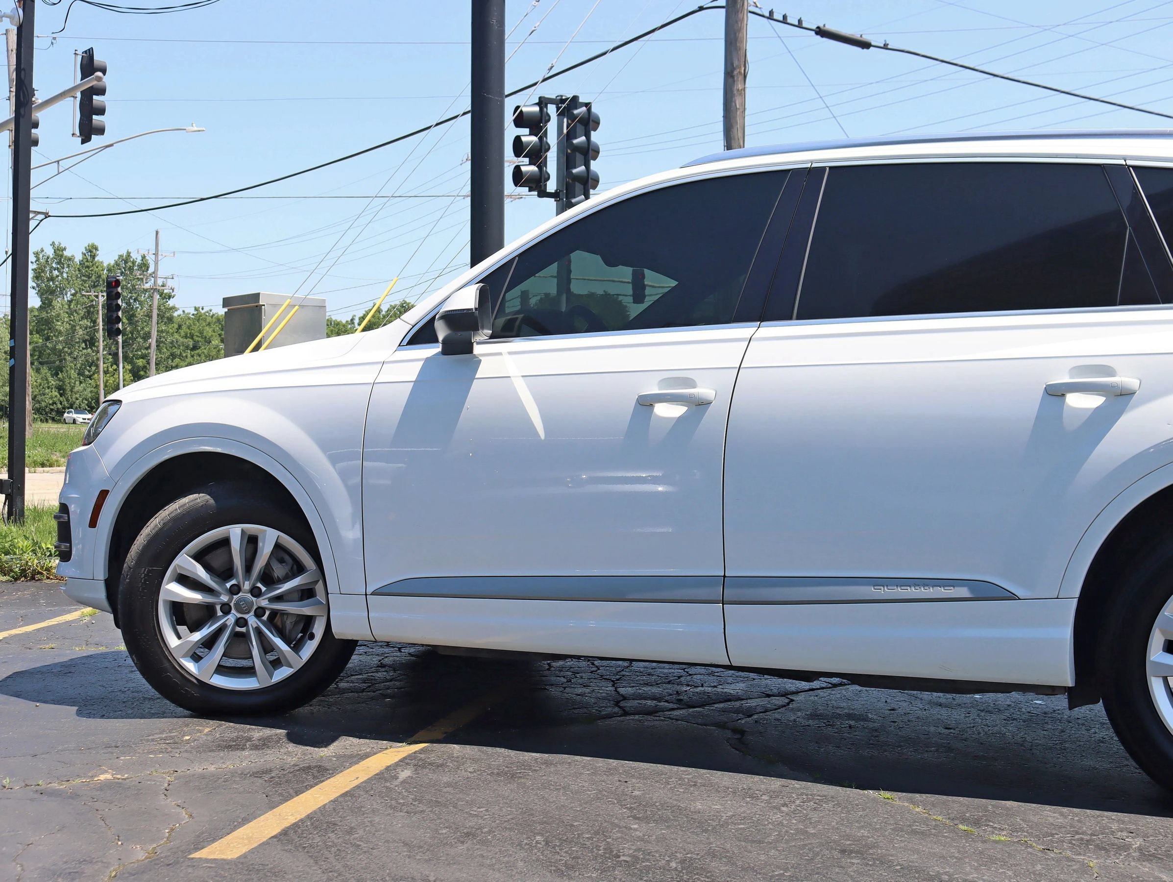 Used 2017 Audi Q7 2.0T Premium Plus w/ Premium Plus Package AWD/4WD image 13