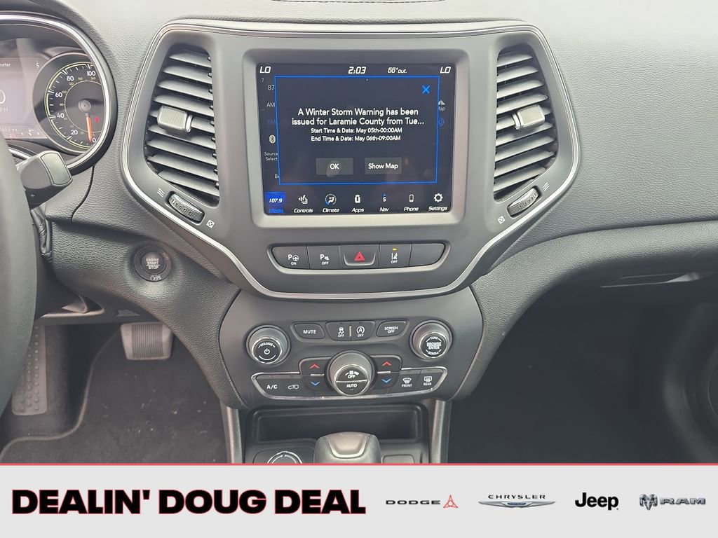 Used 2023 Jeep Cherokee Altitude Lux AWD/4WD image 19