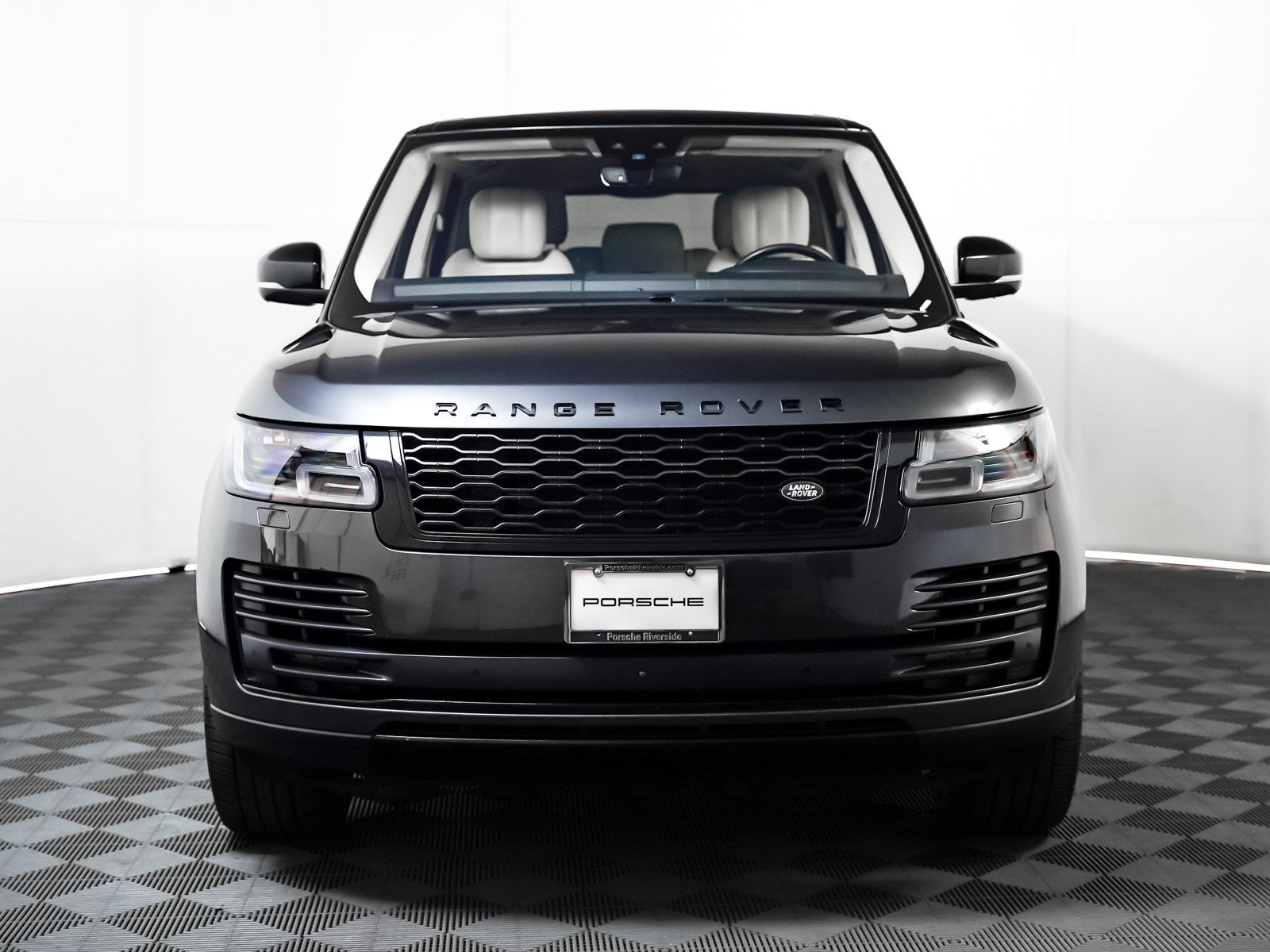 Used 2020 Land Rover Range Rover HSE image 9