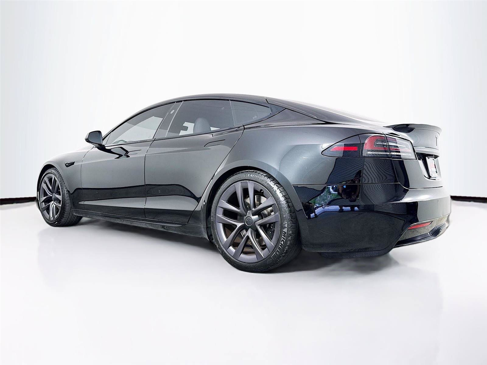Used 2022 Tesla Model S AWD/4WD image 8