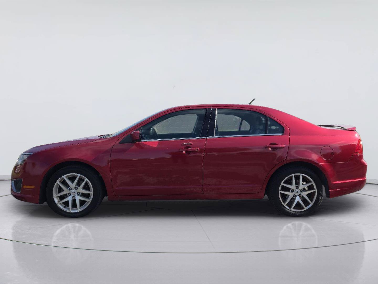 Used 2012 Ford Fusion SEL FWD image 2