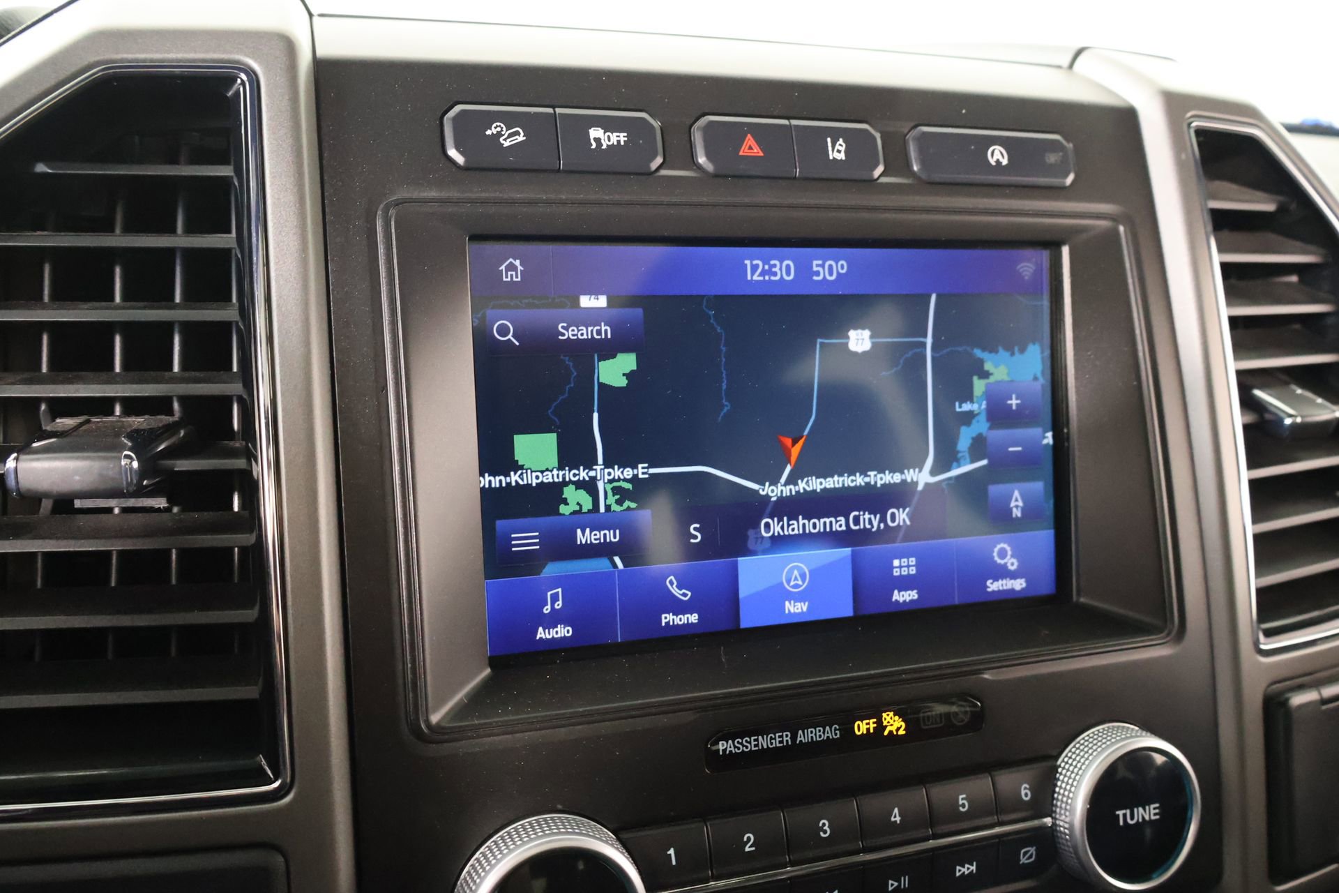 Used 2021 Ford Expedition XLT AWD/4WD image 7