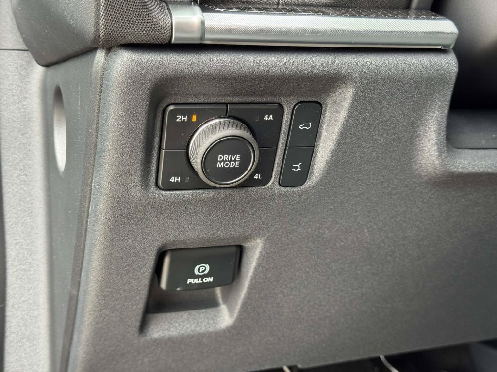 New 2027 Ford Expedition Max Platinum w/ Stealth Appearance Package AWD/4WD image 8