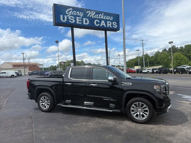 Used 2025 GMC Sierra 1500 Denali AWD/4WD image 4