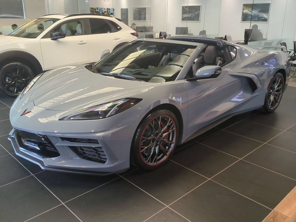 Used 2024 Chevrolet Corvette Stingray Premium Cpe w/ Z51 Performance Package RWD image 7
