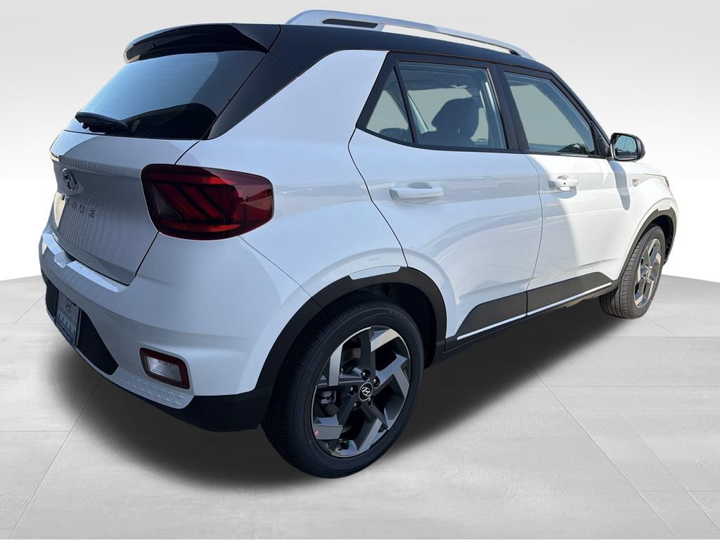New 2026 Hyundai Venue SEL FWD image 7