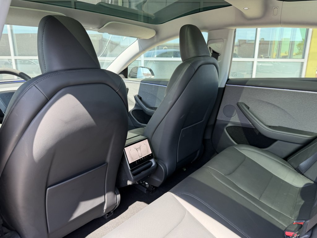 Used 2024 Tesla Model 3 RWD image 37