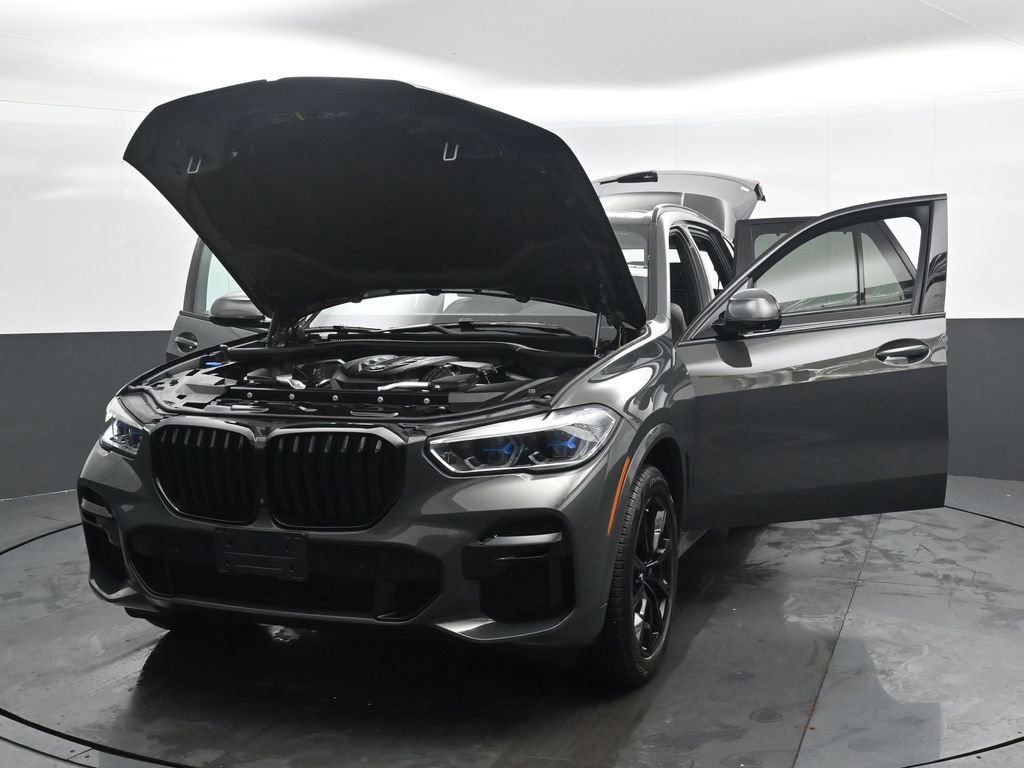 Used 2023 BMW X5 M50i w/ Executive Package image 54