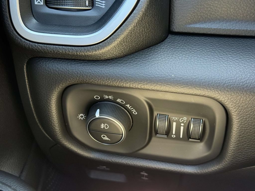 New 2026 RAM 1500 Big Horn AWD/4WD image 28